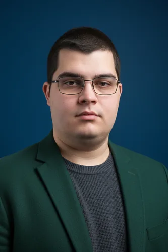 Damjan Poznić